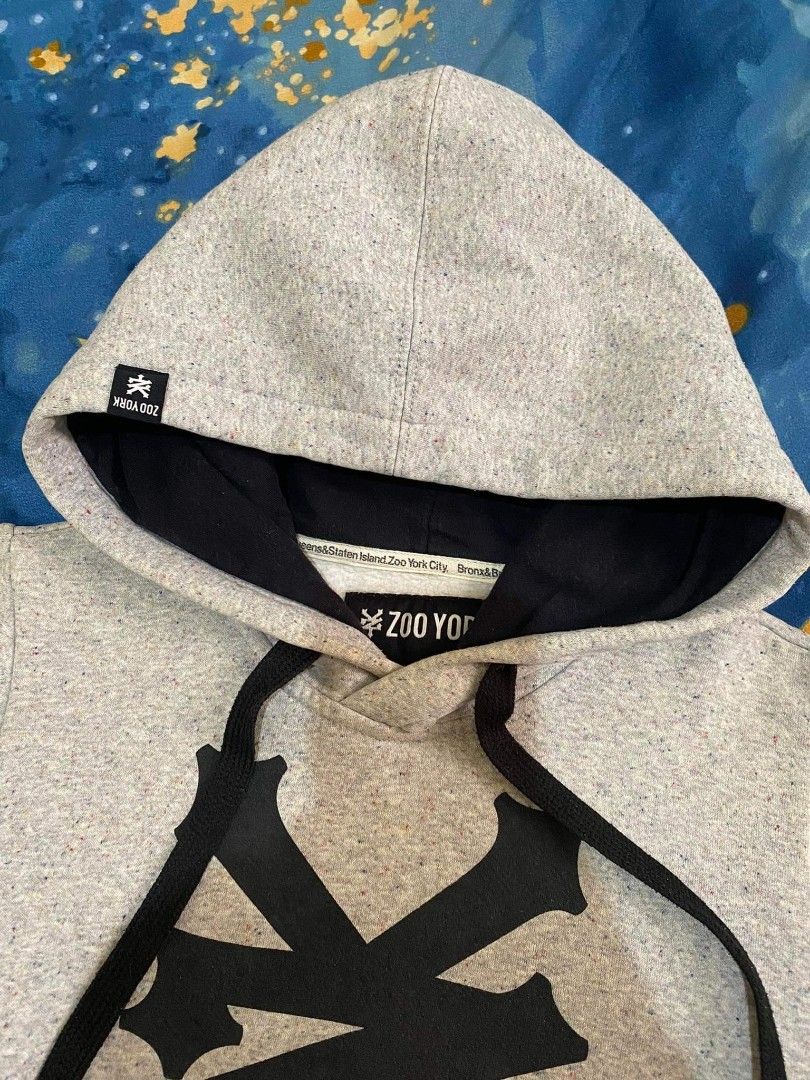 Zoo York Jacket (Category: Coats, Jackets and Outerwear) located in Santa Maria. Submitted by serenekai (Listing ID 1210468461, Image 2). Description: Zoo York Hoodie Jacket Light Gray Cotton Hoodie Extra Small on tag Width: 17" Length: 22" In very good condition Thick and comfy cloth material Logo graphic at chest See actual photos for reference RFS: Decluttering Bought in mall Original Price: Php 2,100 Mode of payment: Gcash Shipping fee to be 