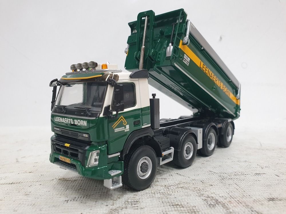 1:50 VOLVO FMX DAY CAB 8X8 TIPPER TRUCK LEENAERTS BORN, Hobbies