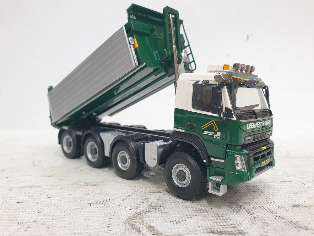 1:50 VOLVO FMX DAY CAB 8X8 TIPPER TRUCK LEENAERTS BORN, Hobbies