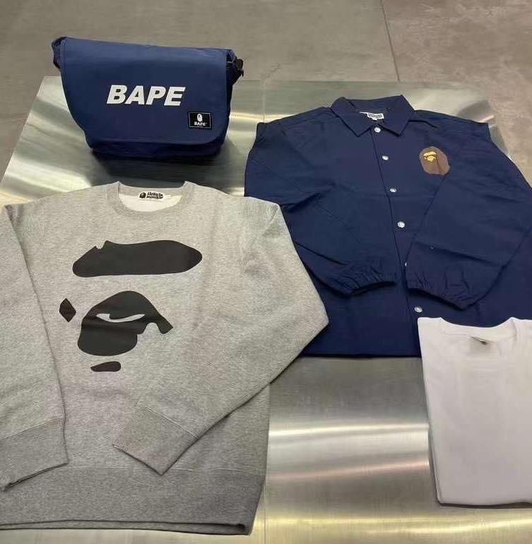 最大2000円引き マラソン期間 未使用A・BATHING APE 福袋 2023 値下げ