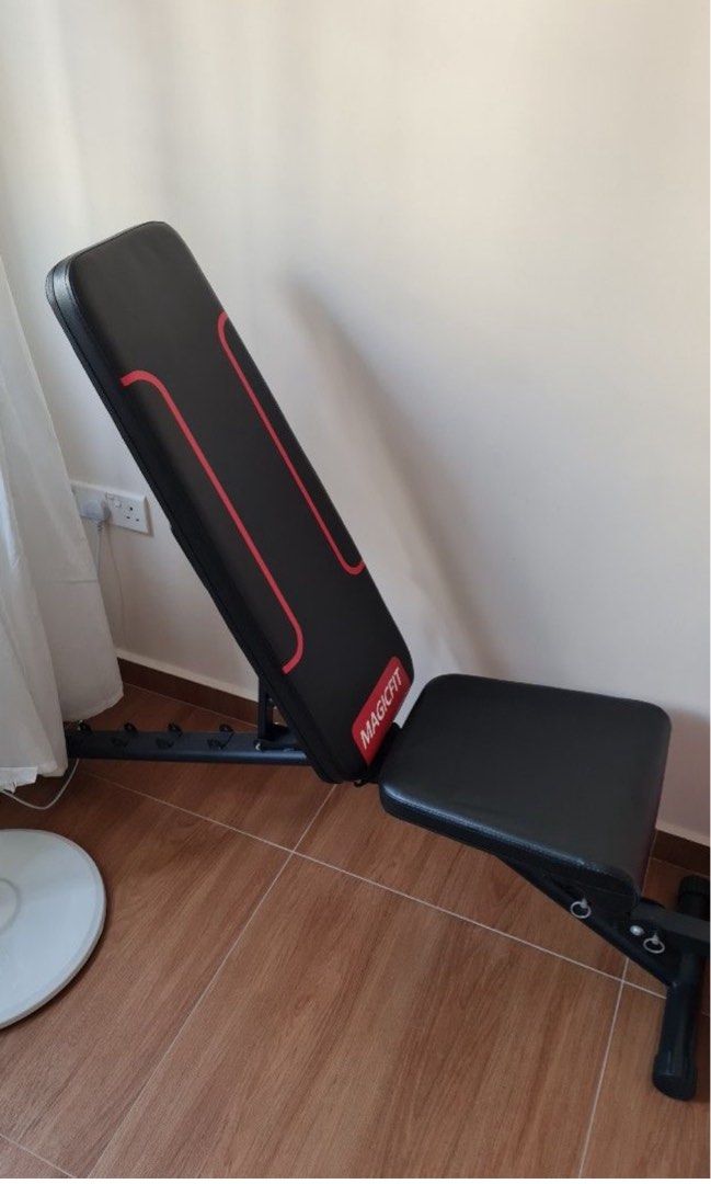 Adjustable Dumbbells and Bench, Sports Equipment, Exercise & Fitness