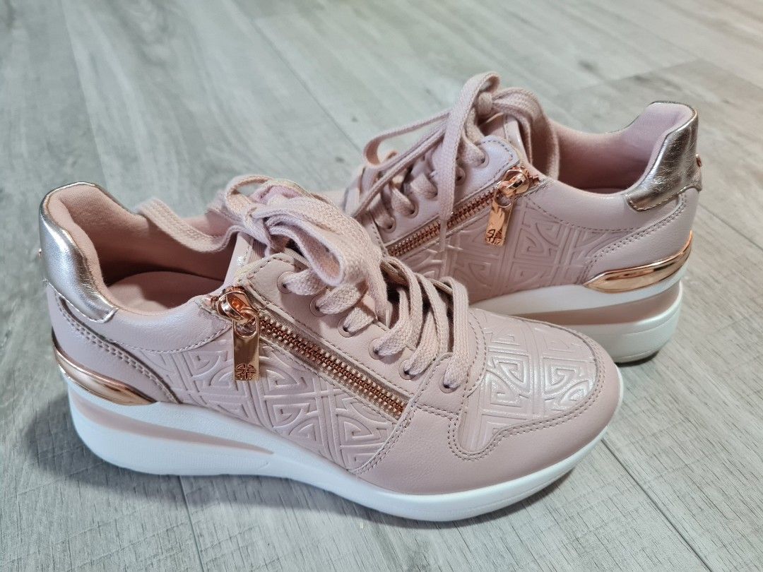 Aldo Sneakers