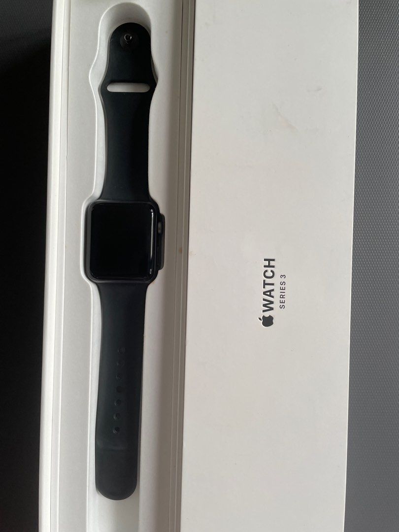 Apple watch series 3 42mm open box top