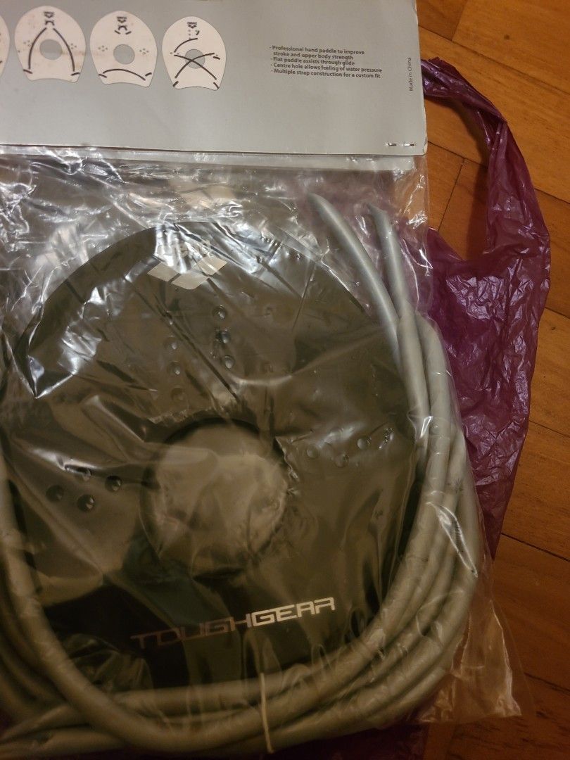 Arena hand paddle, Sports Equipment, Sports & Games, Water Sports on