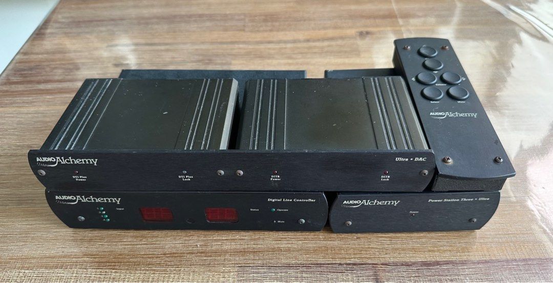 Audio Alchemy Digital Line Controller / Ultra DAC / Power Station Three