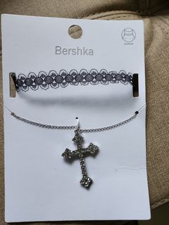 Bershka necklace set