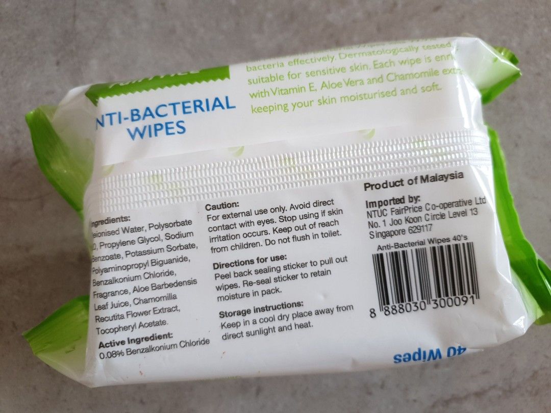 BNIB Anti bacterial Wet Wipes