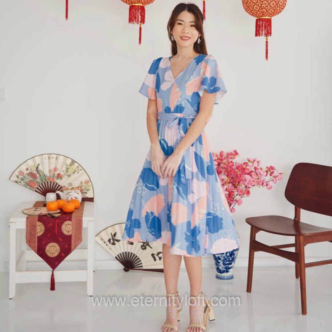 BNWT Eternity Loft Chloe Flutter Sleeve Pleated Dress in Periwinkle Size XS Women s Fashion Dresses Sets Dresses on Carousell
