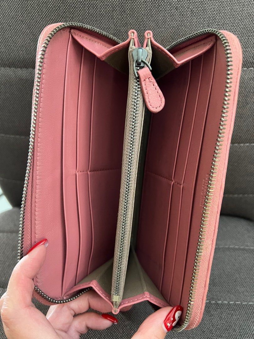 Pink snakeskin wallet 2025