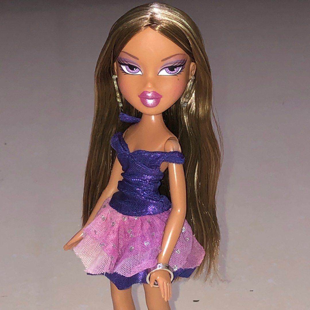 Bratz Passion 4 Fashion Wave 2 Yasmin Doll, Hobbies & Toys, Toys ...