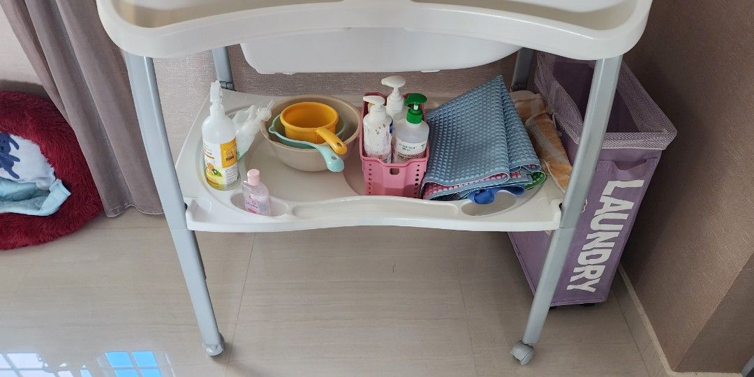 Brevi changing table with bath new arrivals