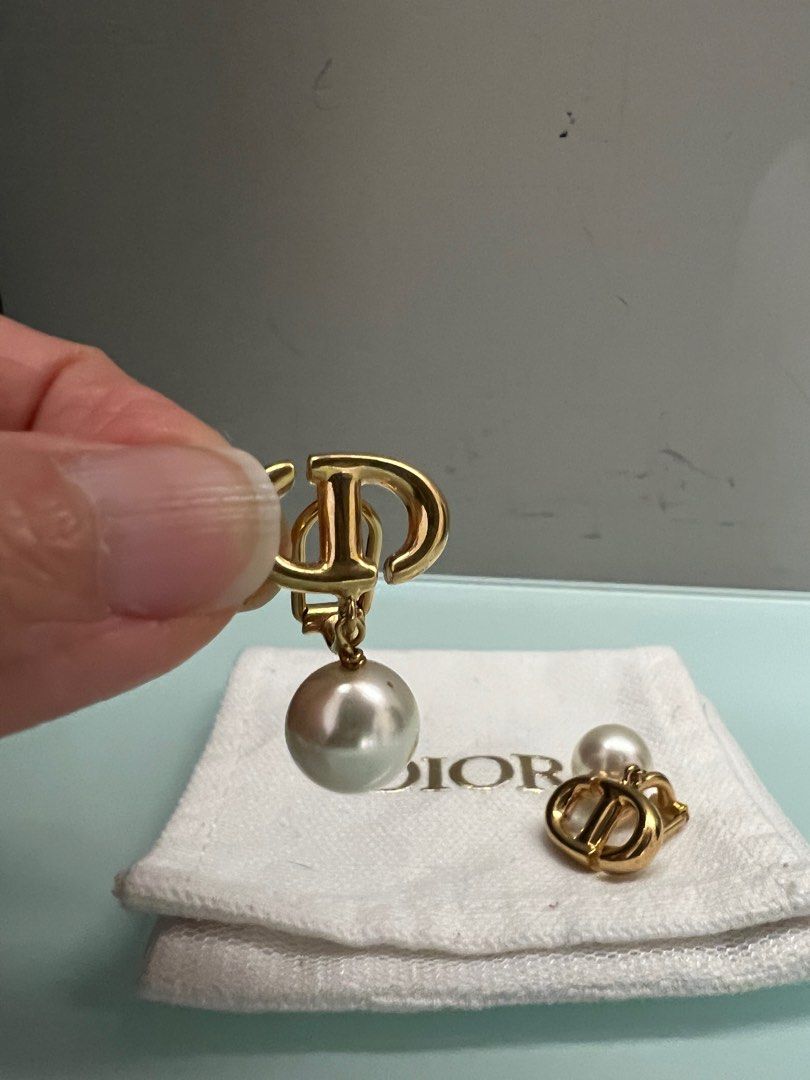 Navy clip on earrings hotsell