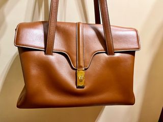 （分類：）位於 。 由 liz.21 提交（商品編號 1207141389，圖片 1）。簡介： 。