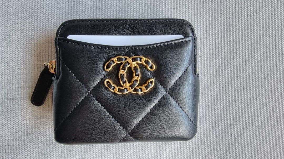 Chanel 19 Zipped Coin Purse with Cardholder Authentic, Luxury, Bags &  Wallets on Carousell