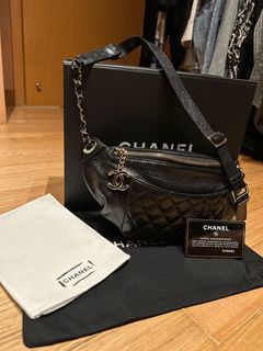 chanel red wallet on chain