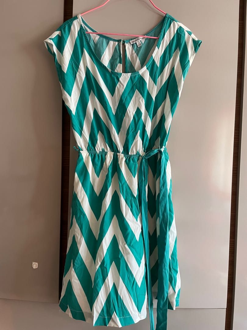 Charlotte russe skater dress top