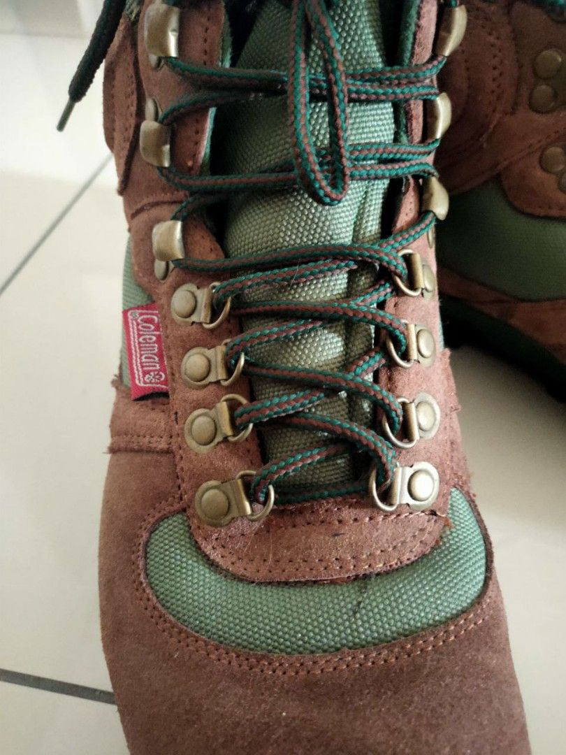 coleman hiking shoes