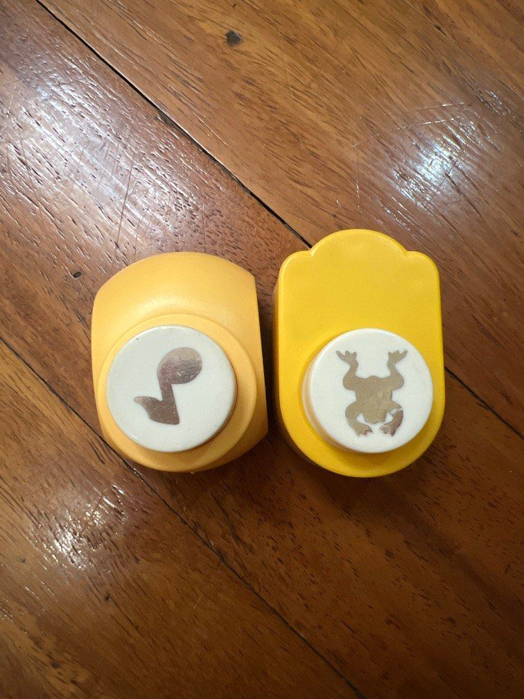 Craft Punchers (Category: Craft Supplies & Tools) located in San Juan City. Submitted by jannnnn__ (Listing ID 1206961853, Image 3). Description: Take all for ₱350 Individual: Big - ₱80 Medium - ₱50 Small - ₱30 Designs: Big - Music Note, Frog Medium - Candy, Fish bone, Umbrella, Dog Small - Snow Flake, Christmas Tree, Bat.