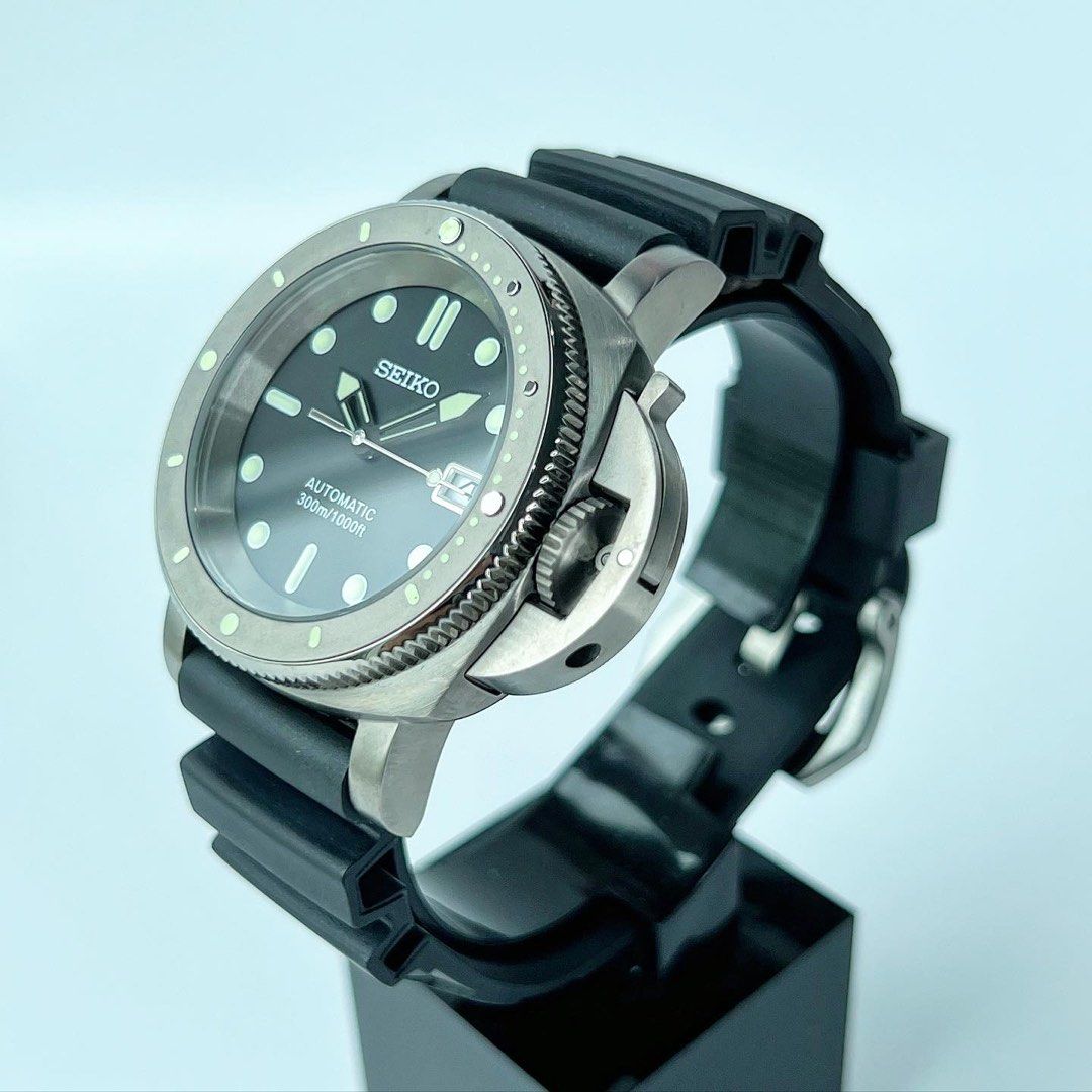 Custom Seiko Mod Panerai Titanium Diver PAM Submersible, Men's Fashion,  Watches & Accessories, Watches on Carousell