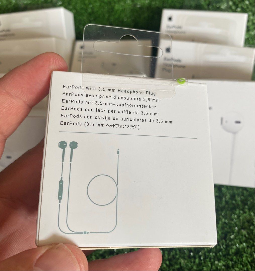 Earpods Jack 3.5mm Original Apple, Audio, Earphones on Carousell