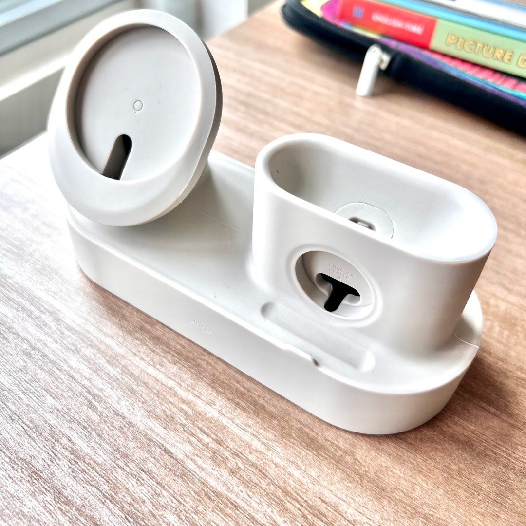 Elago airpods charging hub deals
