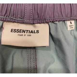 Essentials 絕版防風短褲