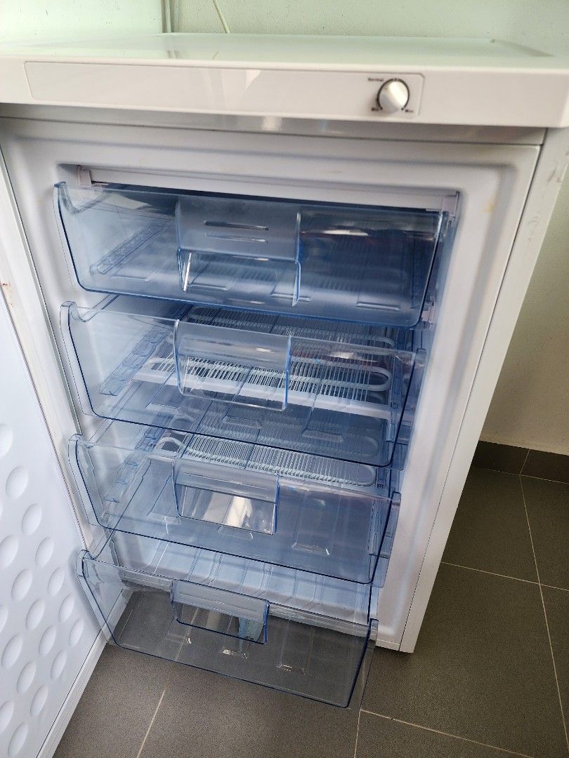 Farfalla Small Size Freezer 120L, TV & Home Appliances, Kitchen