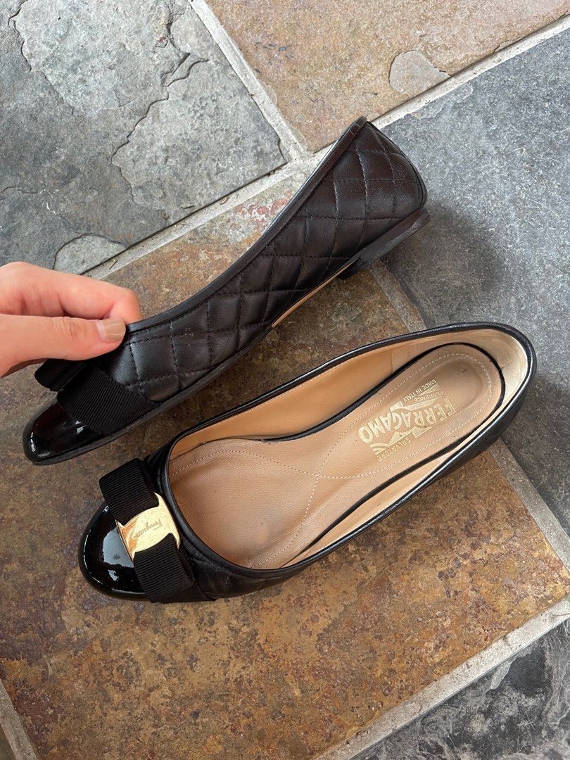 Salvatore ferragamo varina quilted flats hotsell