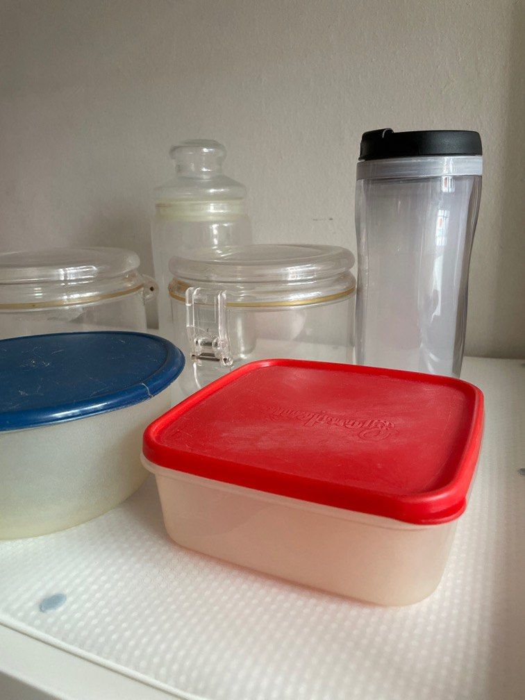 Free! Plastic containers, lunch boxes, water tumbler, Furniture & Home