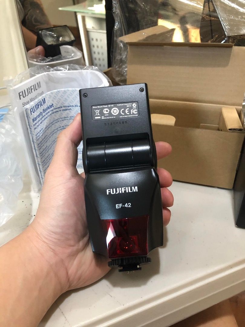 FUJIFILM EF42 Flash, Photography, Lens & Kits on Carousell