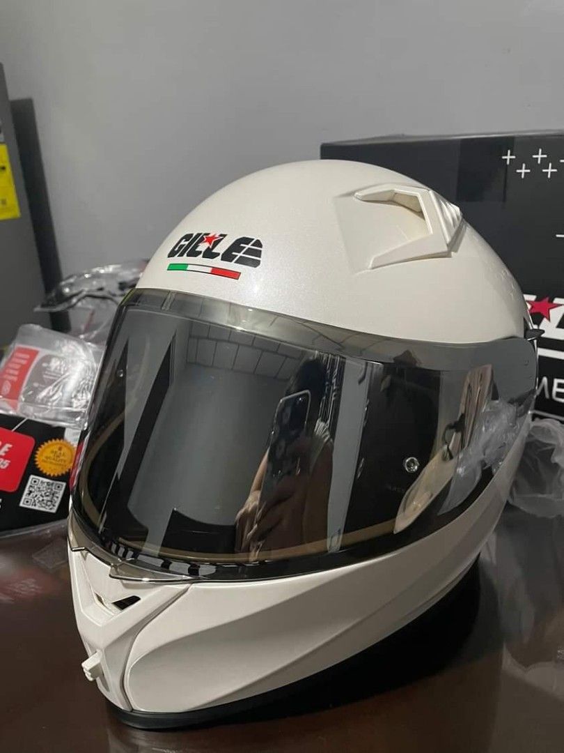 Gille Helmet, Motorbikes, Motorbike Parts & Accessories, Helmets and