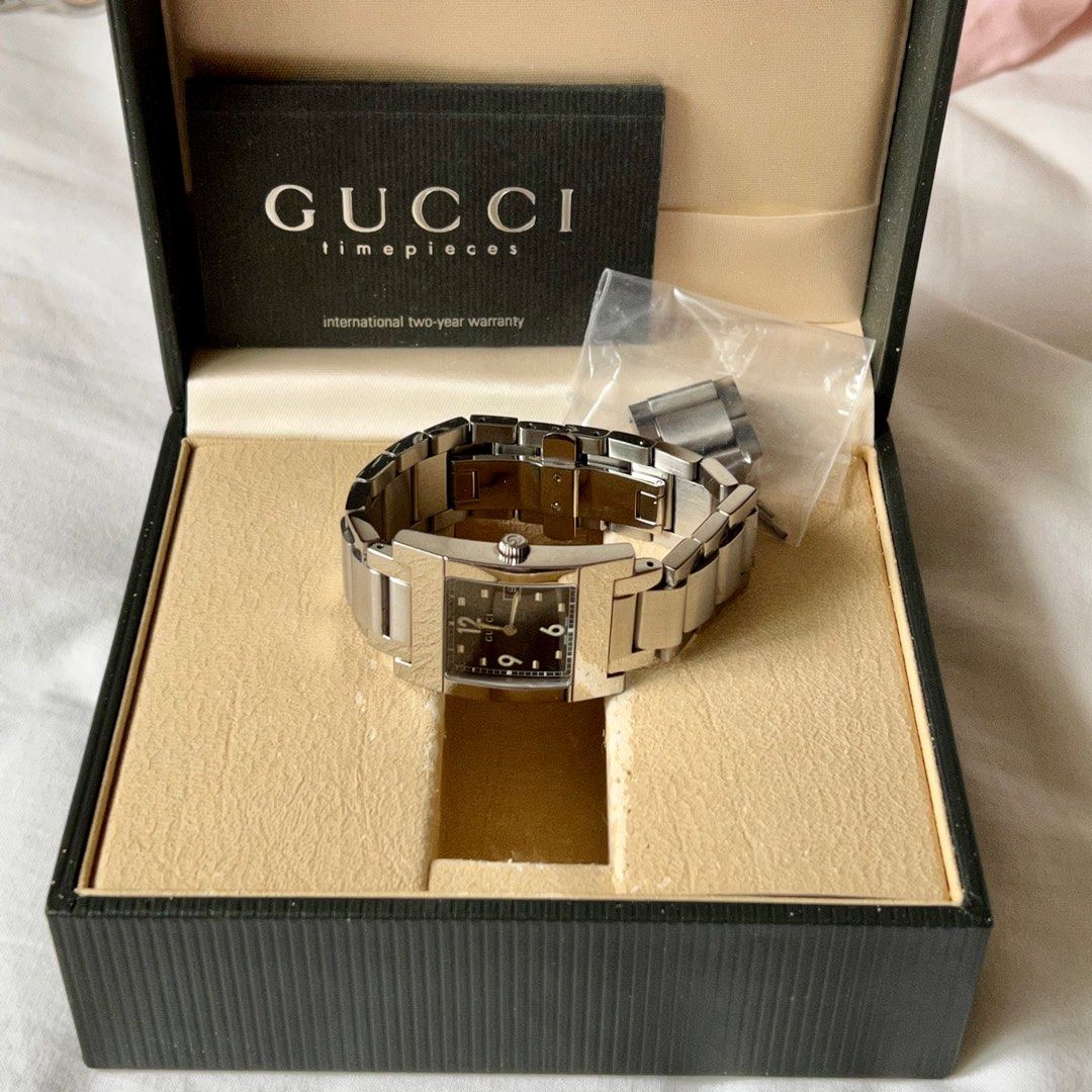 Gucci 770 Square Black Dial Quartz Men Women Watch Women s