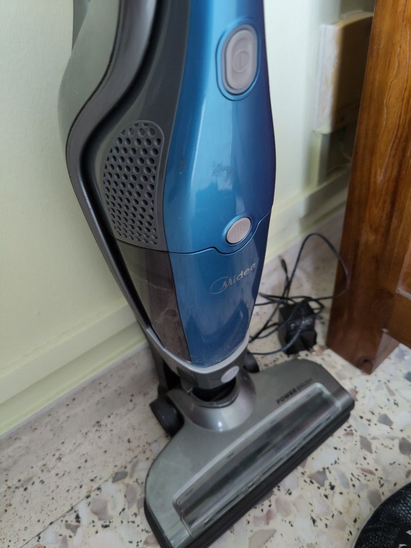 Handle vacuum cleaner., TV & Home Appliances, Vacuum Cleaner