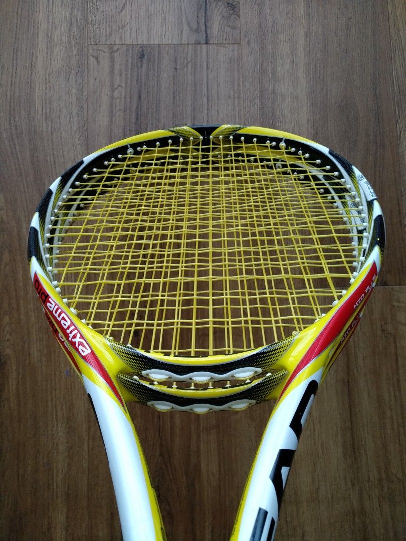 Head Microgel Extreme Pro Tennis Racket, Sports Equipment, Sports