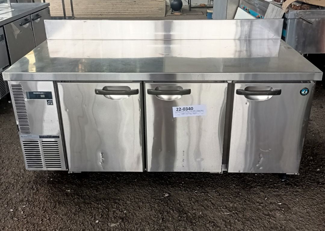 Hoshizaki 3 door counter chiller, TV & Home Appliances, Kitchen