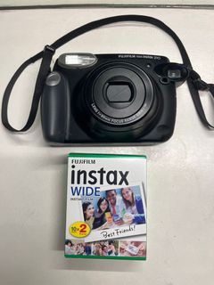 Instax Wide Film 20 pack with Camera (damaged)