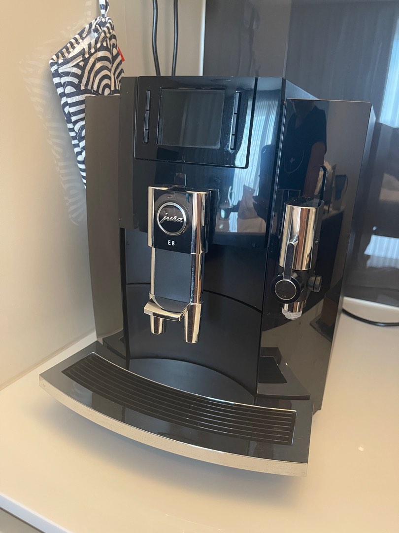 Jura E8 coffee machine (piano black), TV & Home Appliances, Kitchen