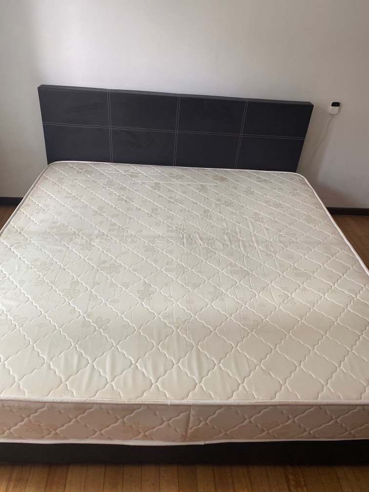 King size bed and mattress, Furniture & Home Living, Furniture, Bed