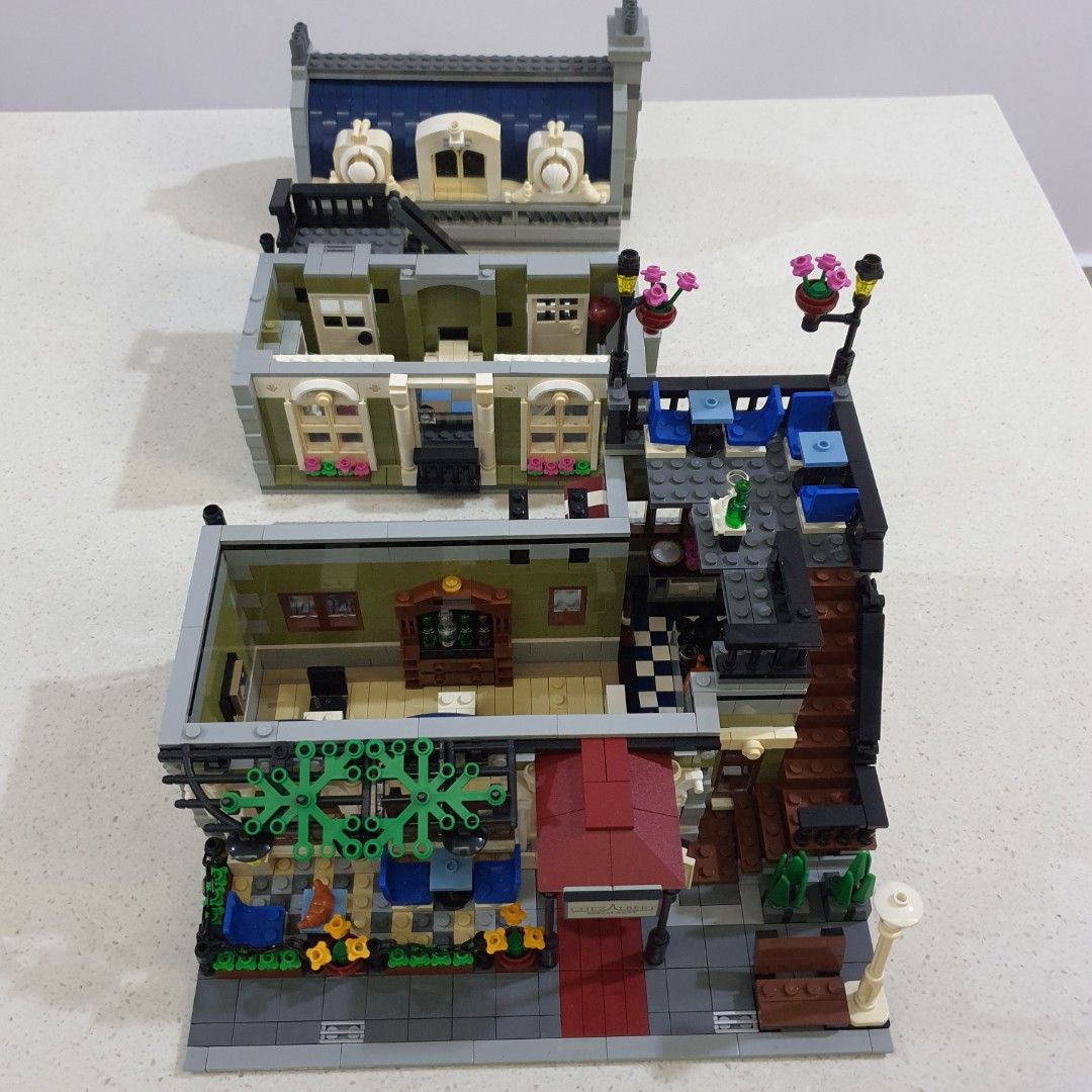 Lego parisian best sale restaurant alternate build