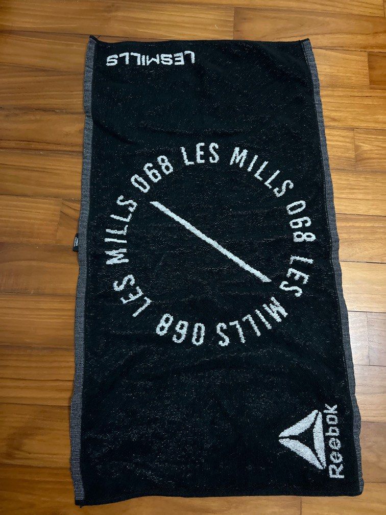 Lesmills Towel