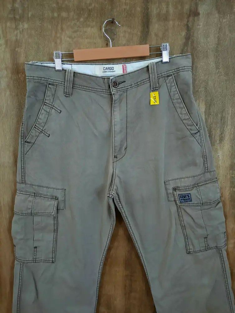 Levis Workwear multipocket tactical cargo pants #1325, Men's Fashion,  Bottoms, Trousers on Carousell