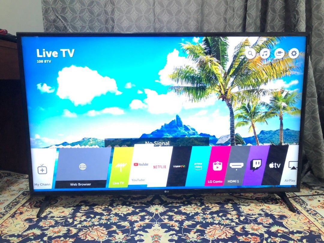 LG 55 inchi 4k UHD display unit New condition, TV & Home Appliances, TV