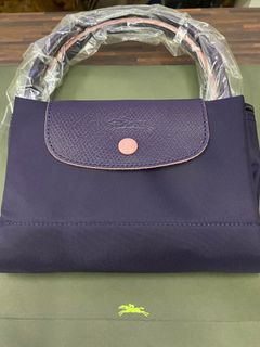 (Category: ) located in . Submitted by seoultokyo (Listing ID 1207149804, Image 1). Description: .