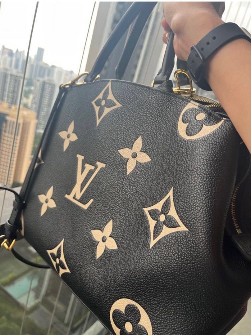 Handbags Louis Vuitton LV Grand Palais Tote Bag New