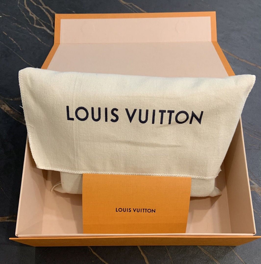 Louis Vuitton Coussin MM Navy Blue in Lambskin Leather with Gold-tone - US