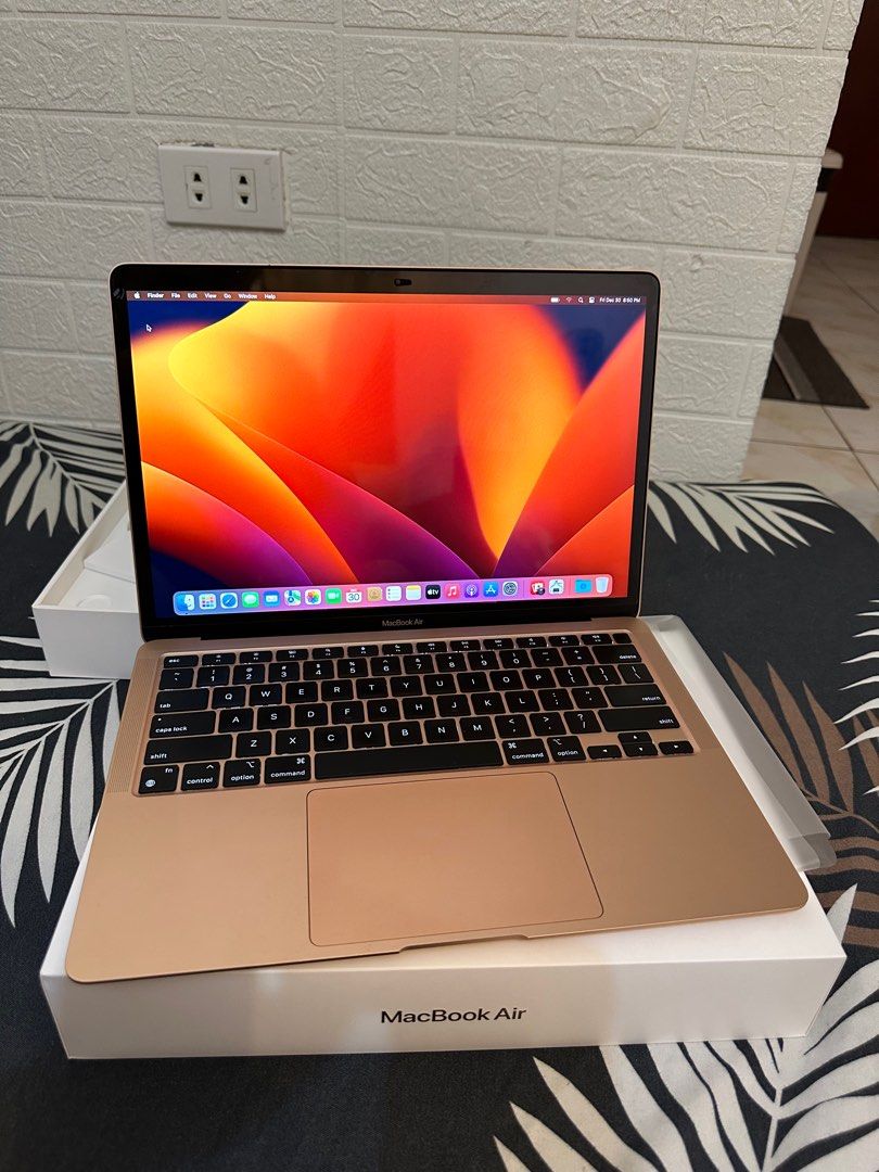 Macbook air m1 2020 256gb 13 inch rosegold complete good as new