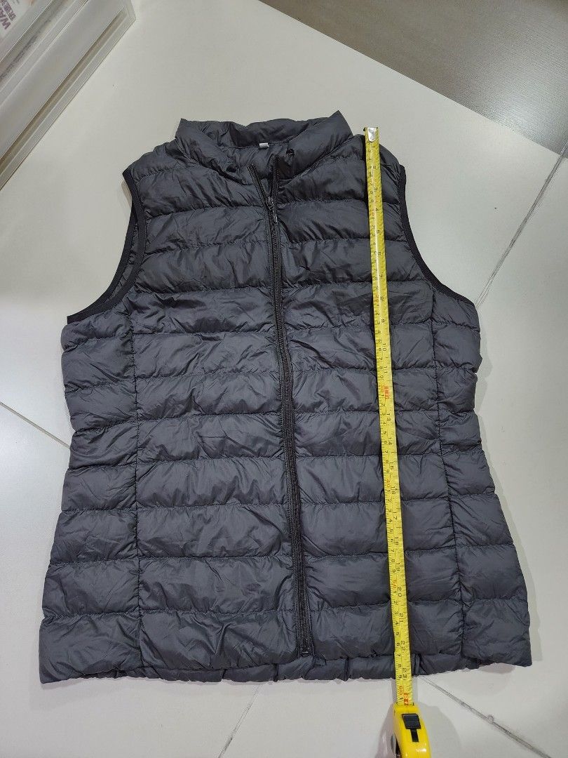 Muji Women's Winter Vest, Men's Fashion, Tops & Sets, Vests on Carousell