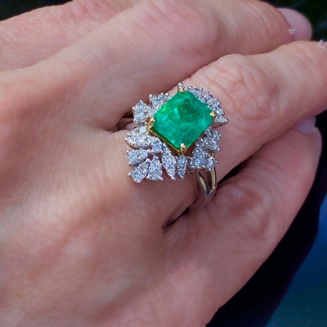 Giant discount emerald ring