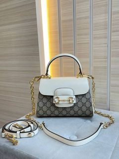 NEW ARRIVAL NEW COLOR BEST SELLER 
GUCCI HORSEBIT TOP HANDLE 
MATERIAL : LEATHER
SIZE : 22 X 15 X 9

RP 3.200.000 
2 strap inc chain & leather ( removeable )