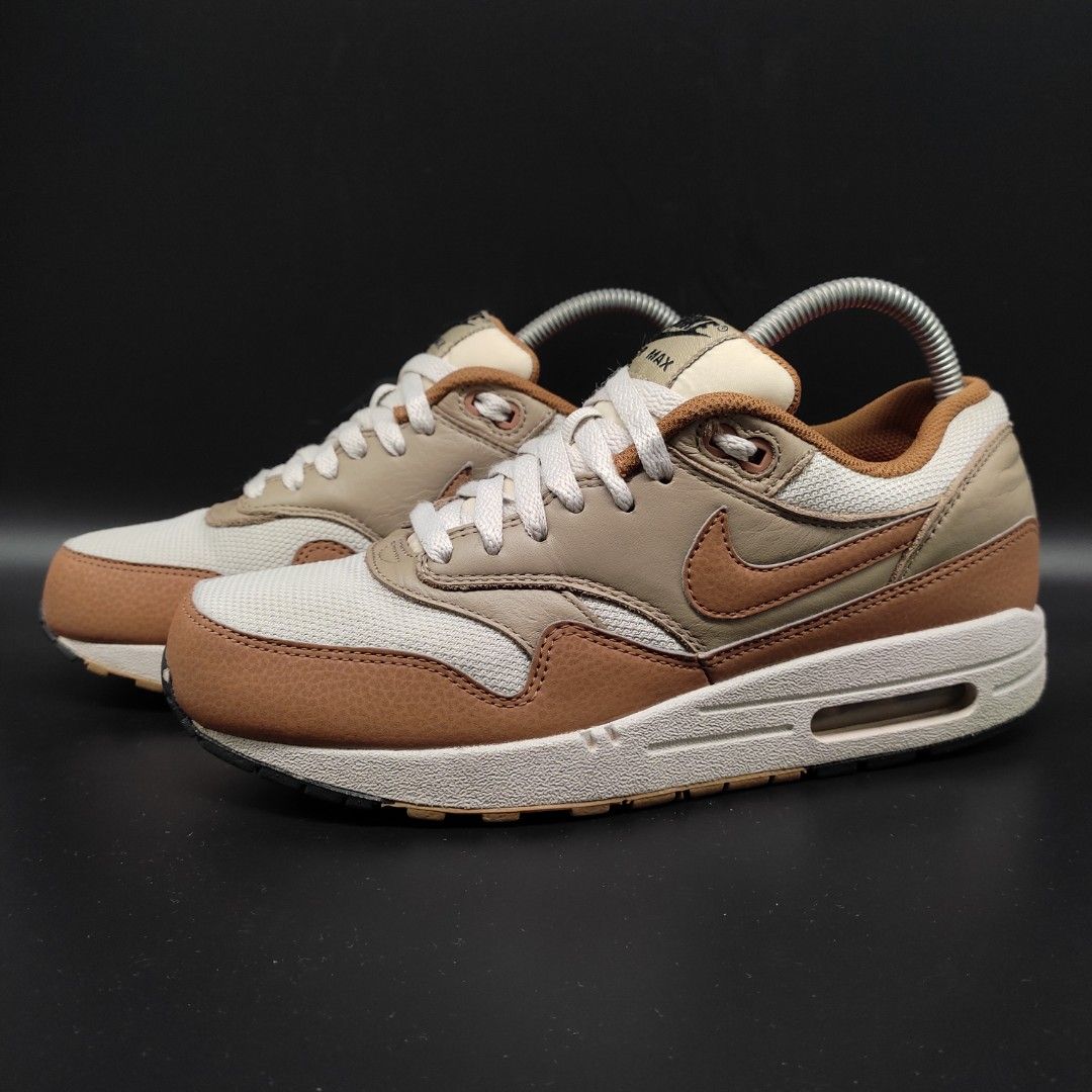Air max new arrivals 1 essential brown